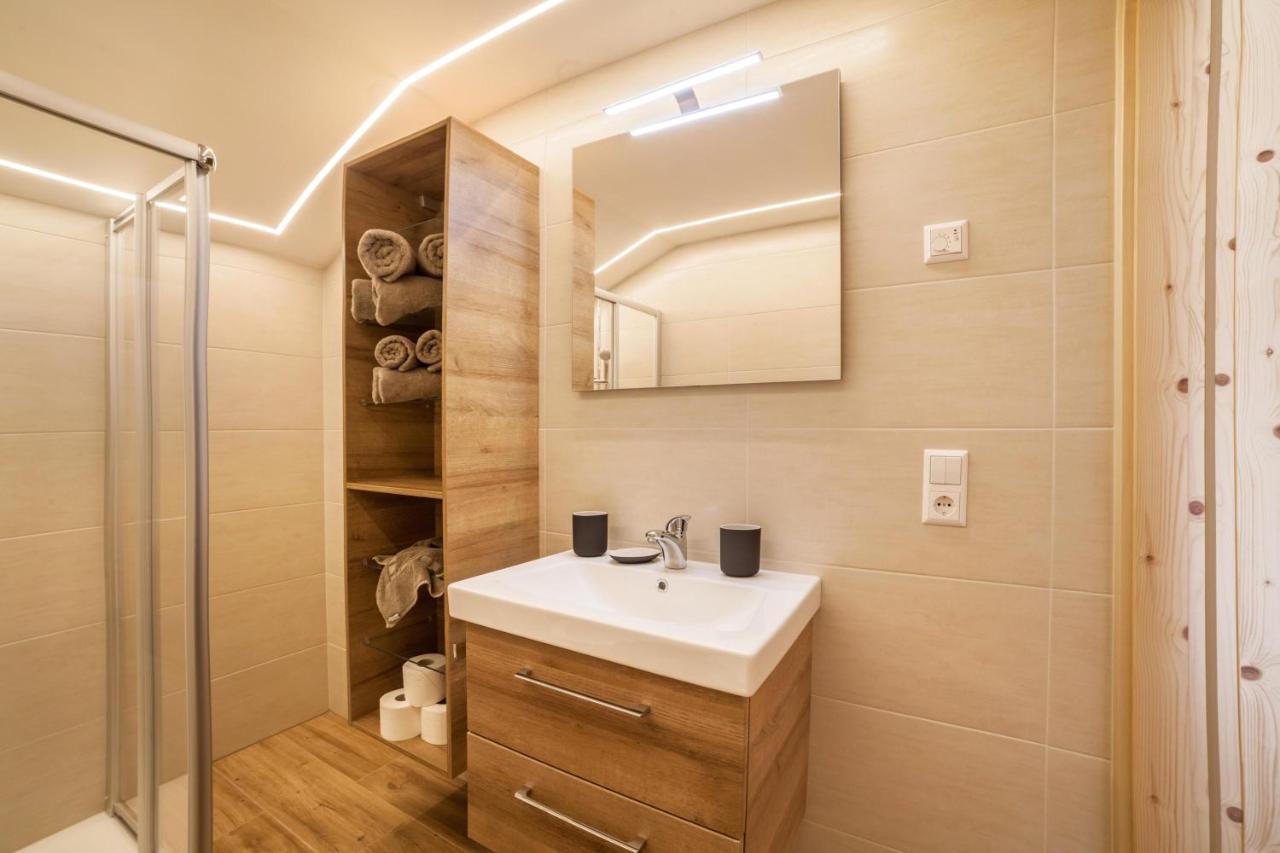 Innergasserhof Ferienwohnung Edelweiss San Martino In Passiria  Exteriör bild
